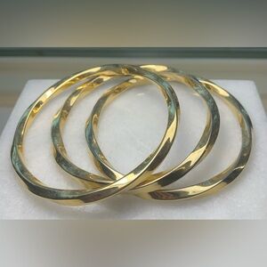 Vintage Gold Tone Twisted Bangle Set of 3 Stackable.  91grams